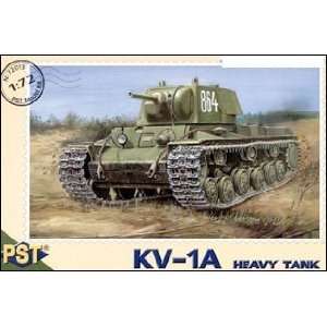   MODELS   1/72 KV1A Soviet Heavy Tank (Plastic Models) Toys & Games