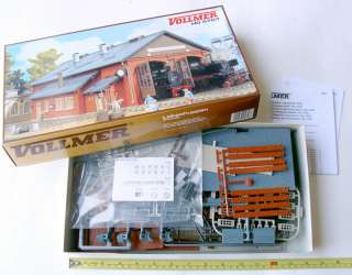   HO scale unassembled plastic model kit of a TWO ROAD ENGINE SHED