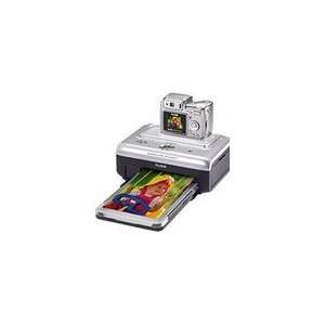   Digital Camera With Kodak Series 3 Photo Printer Dock