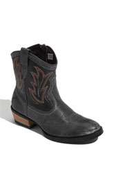 Ariat Shoes, Boots, Clogs for Women  