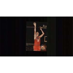 1996 Topps Bob Pettit Hall of Fame # 135  Sports 