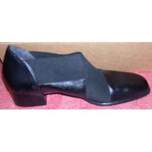 California Magdesians Black Leather Ankle Shoe Womens Size 7.5 N