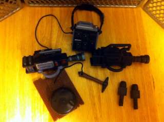   VIDEO CAMERA MICROPHONE RING BELL FIGURE GEAR ACCESSORIES LOT  