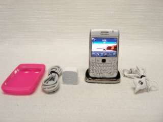 MOBILE BLACKBERRY BOLD 9780 AND NO CONTRACT~UNLOCKED~  