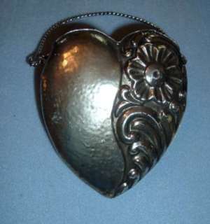 New Silver Metal Heart Floral Tin Wall Hanging 5297  