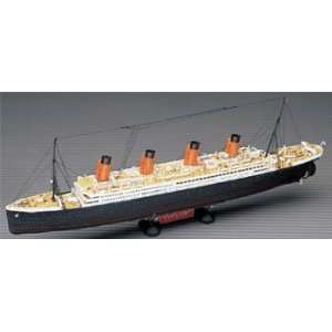    Academy   1/600 RMS Titanic (Plastic Model Ship) Toys & Games