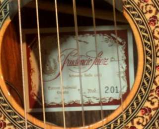 Prudencio Saez Requinto Guitar, Rosewood Cutaway / Electric Made 