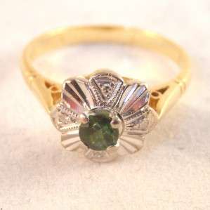 VINTAGE 1970s GREEN TOURMALINE & DIAMOND RING in 18CT GOLD size L 