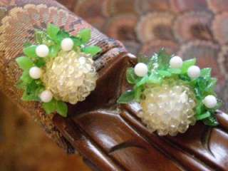 Vintage Estate Sugar White Raspberry Beaded Flower Fruit Necklace 