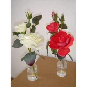 12.5 Rose in Glass Vase Grocery & Gourmet Food